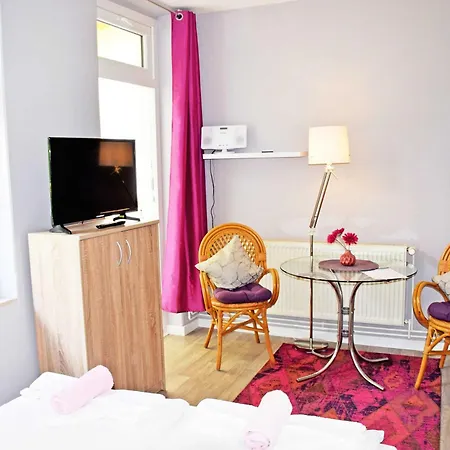 Waldblick In * באבה