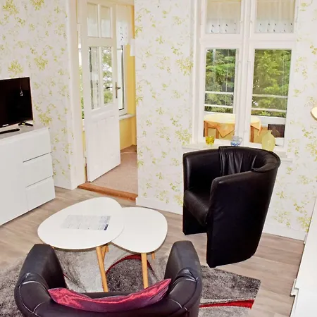 Waldblick In באבה