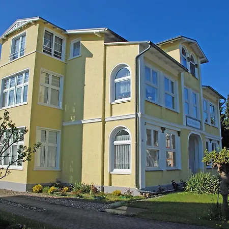 בית אירוח Waldblick In